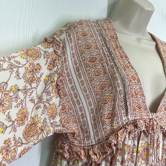 Free People - Moonlight Dance Floral V Neck Boho 3/4 Sleeve Blouse Size Small - Picture 5 of 12
